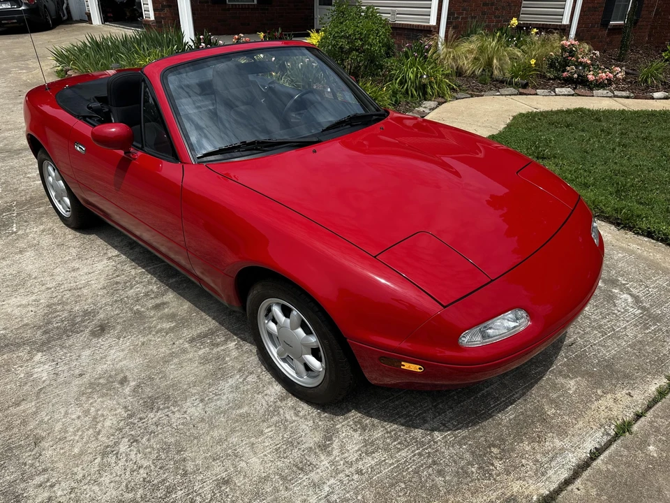 1990 Mazda NA MX-5 Miata - Image 2 of 31