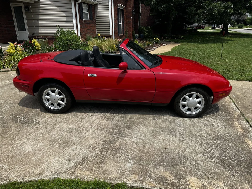 1990 Mazda NA MX-5 Miata - Image 4 of 31
