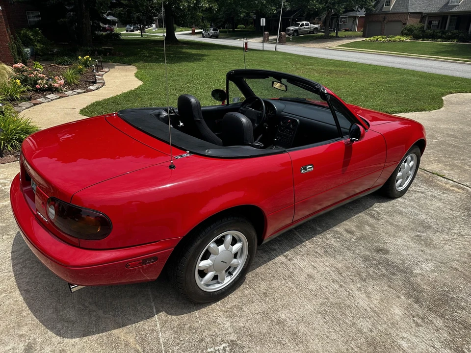 1990 Mazda NA MX-5 Miata - Image 6 of 31