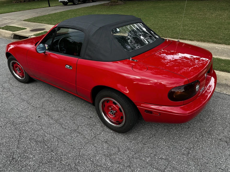 1990 Mazda NA MX-5 Miata - Image 26 of 31