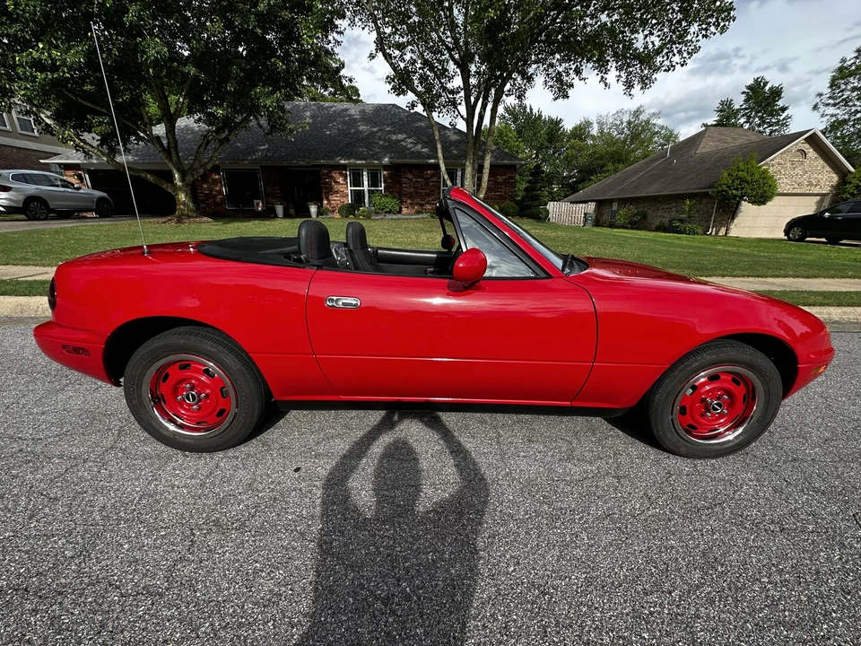 1990 Mazda NA MX-5 Miata - Image 18 of 31