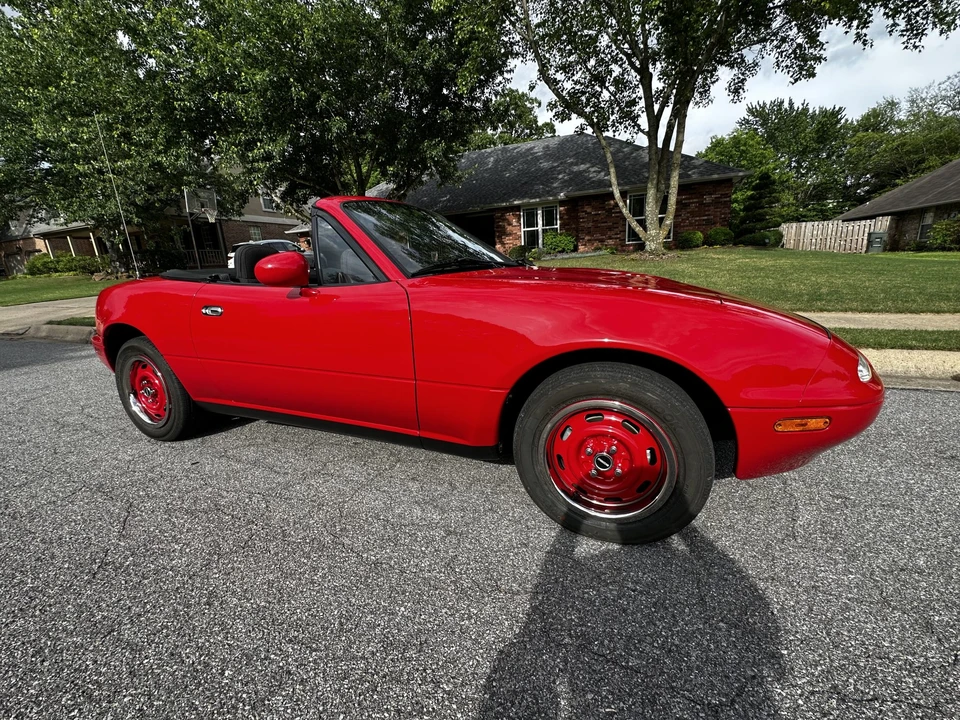 1990 Mazda NA MX-5 Miata - Image 19 of 31
