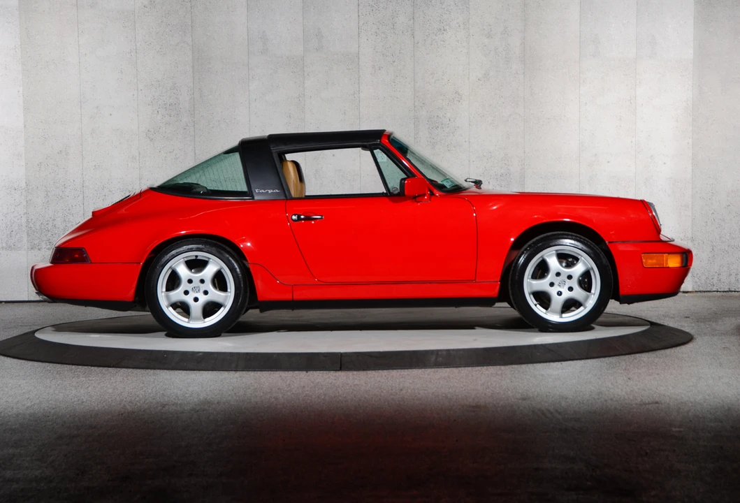 1990 Porsche 964 Carrera 4 - Image 3 of 31