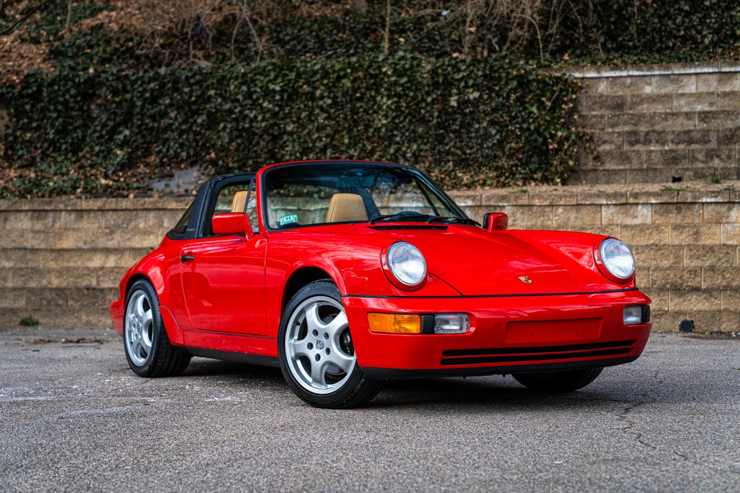1990 Porsche 964 Carrera 4 - Image 26 of 31