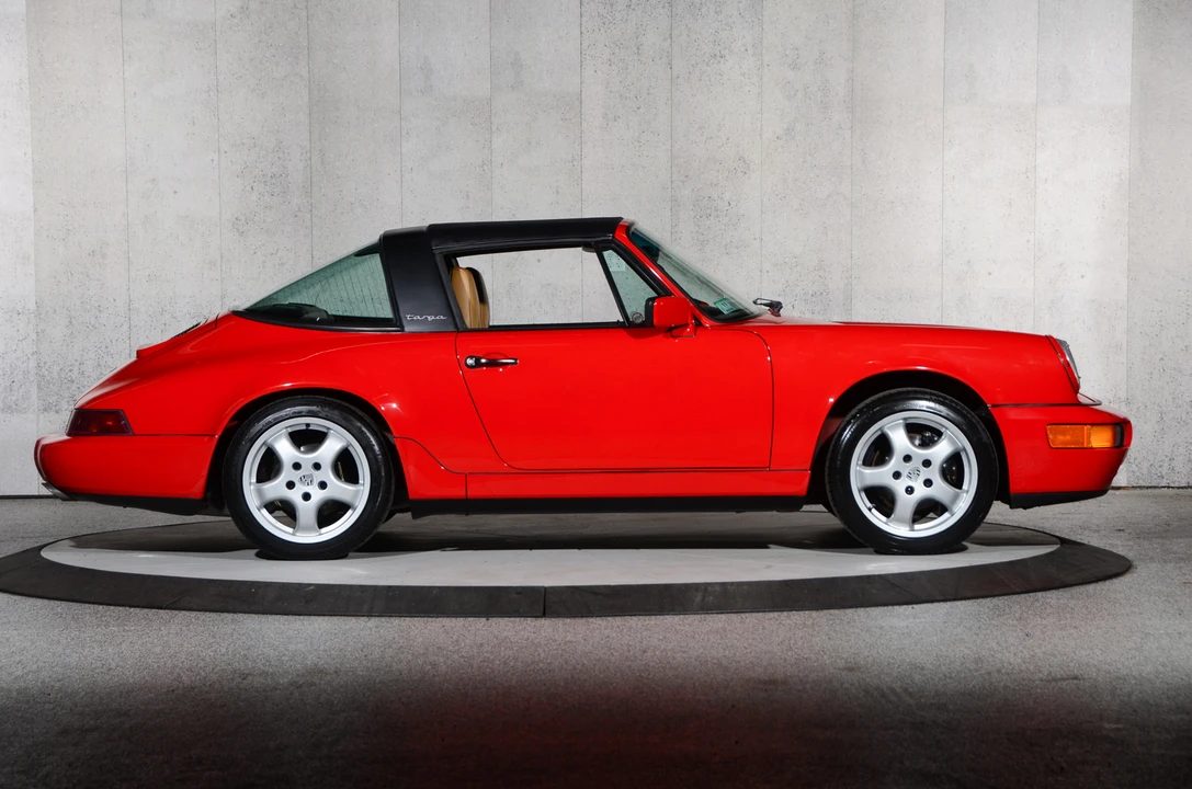 1990 Porsche 964 Carrera 4 - Image 2 of 31