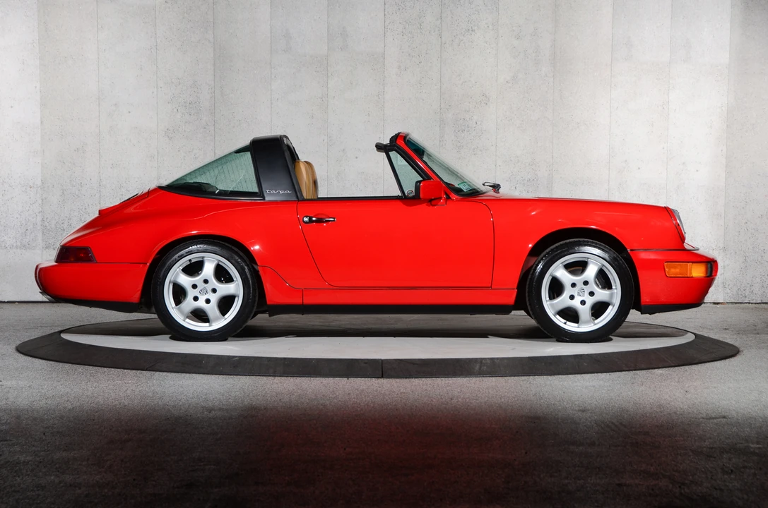 1990 Porsche 964 Carrera 4 - Image 6 of 31