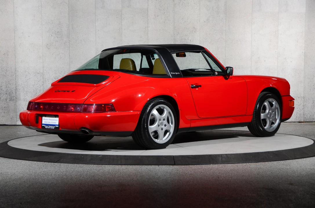 1990 Porsche 964 Carrera 4 - Image 10 of 31