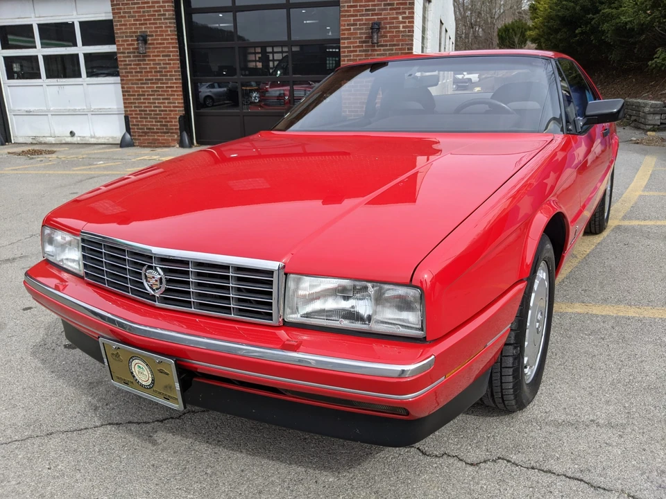 1991 Cadillac Allante - Image 29 of 31