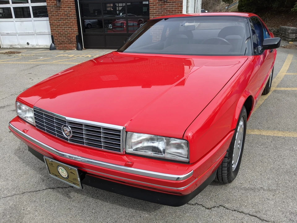 1991 Cadillac Allante - Image 30 of 31