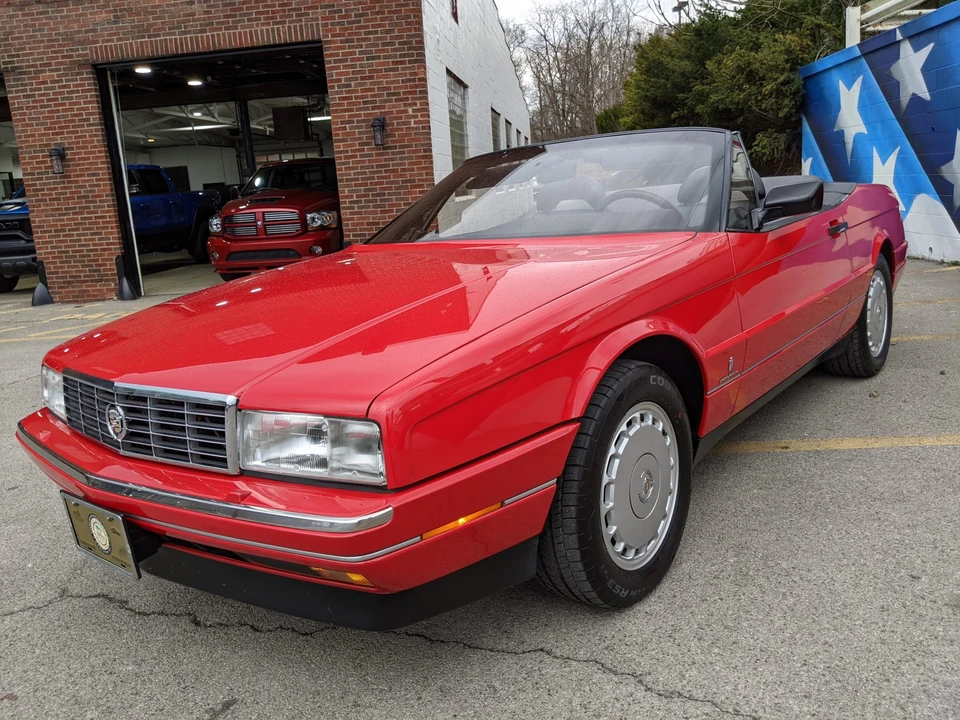 1991 Cadillac Allante - Image 3 of 31