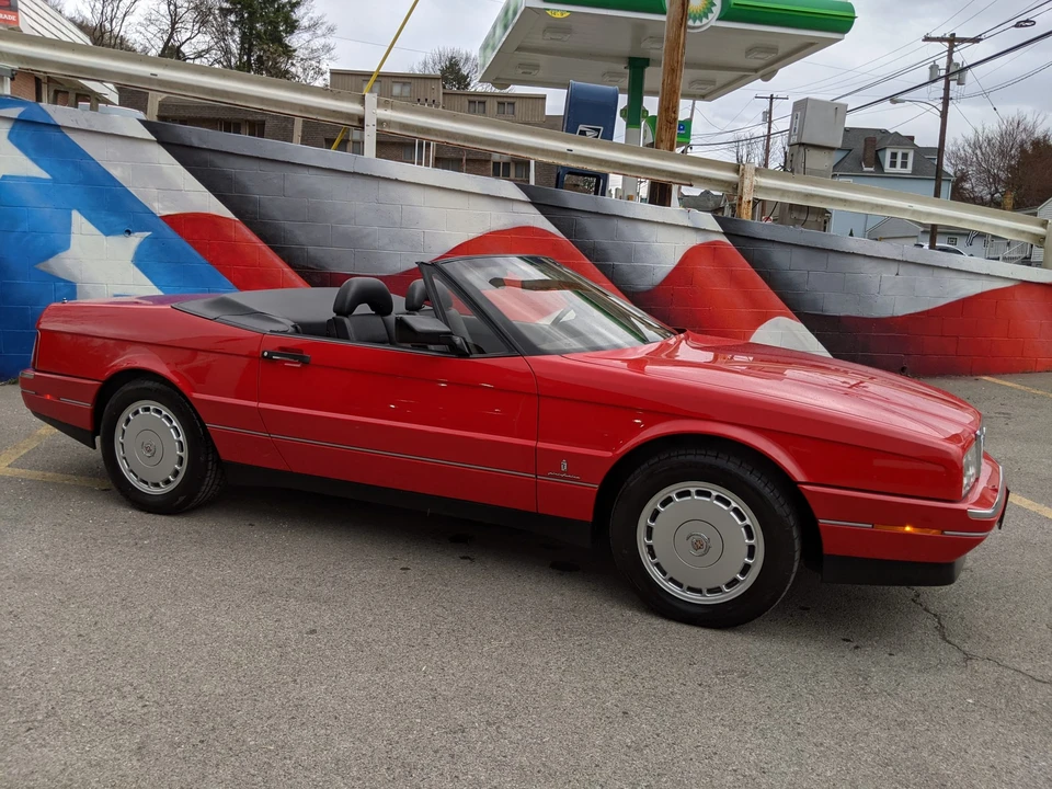 1991 Cadillac Allante - Image 17 of 31