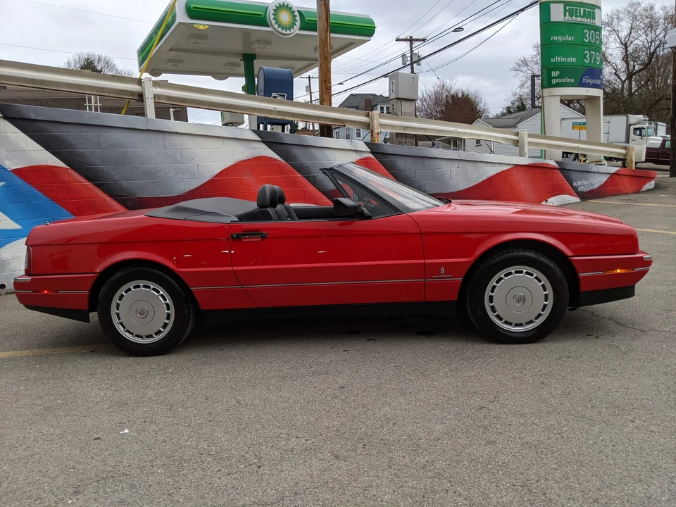 1991 Cadillac Allante - Image 12 of 31