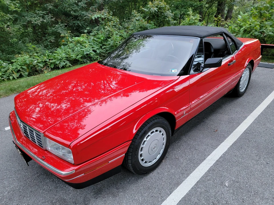 1991 Cadillac Allante - Image 11 of 31