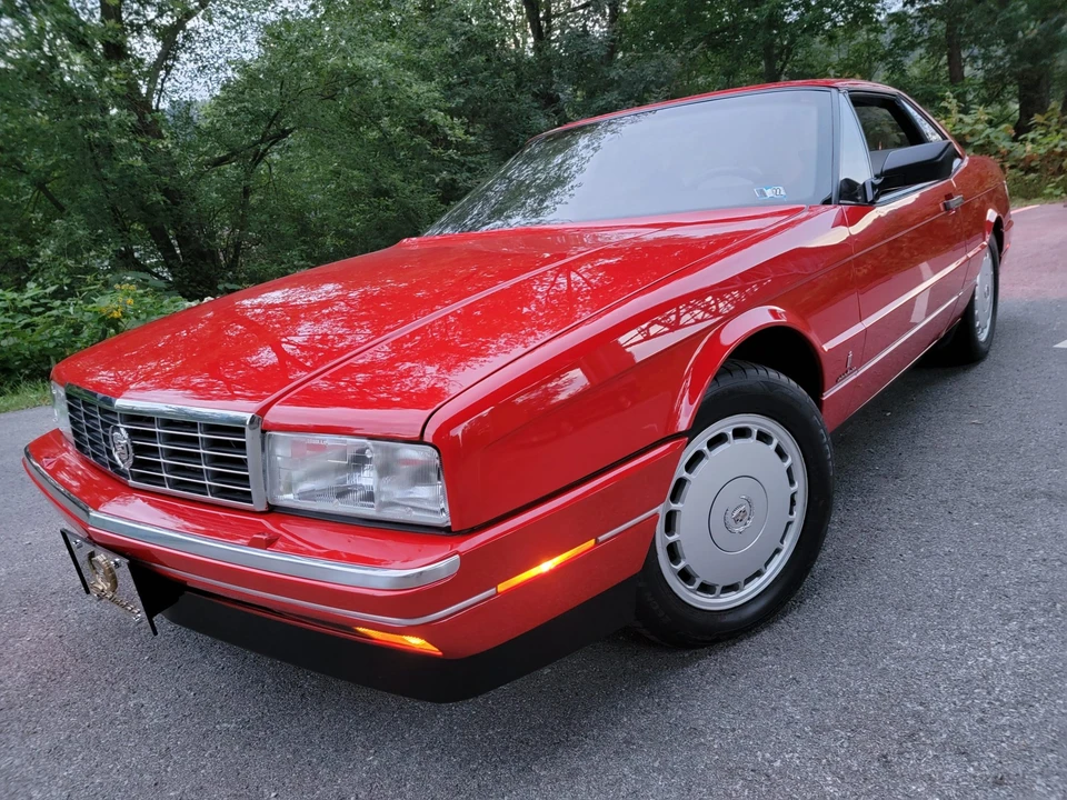 1991 Cadillac Allante - Image 10 of 31