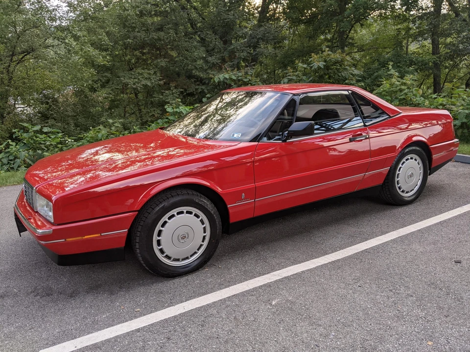 1991 Cadillac Allante - Image 15 of 31