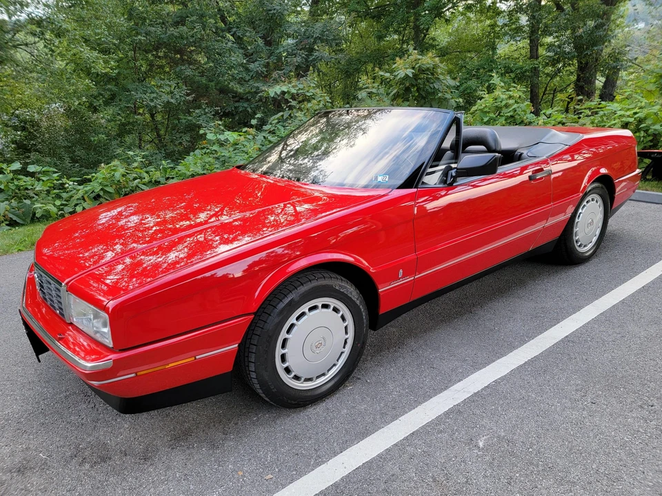 1991 Cadillac Allante - Image 17 of 31