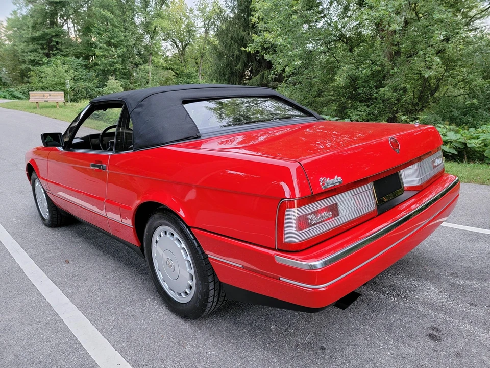 1991 Cadillac Allante - Image 31 of 31
