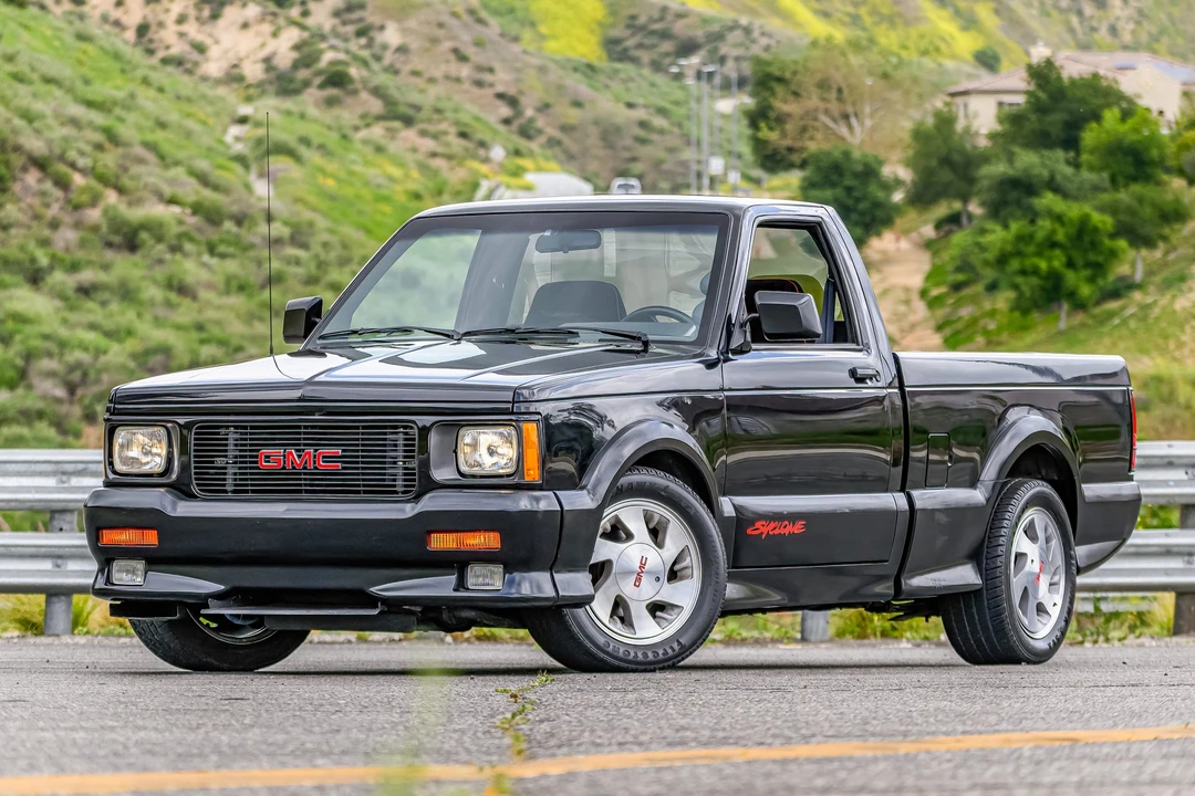 1991 GMC Syclone - Image 2 of 31