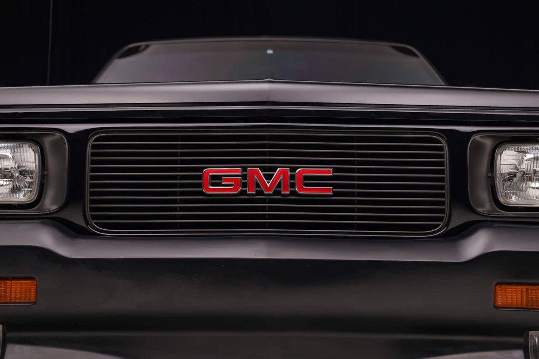 1991 GMC Syclone - Image 26 of 31