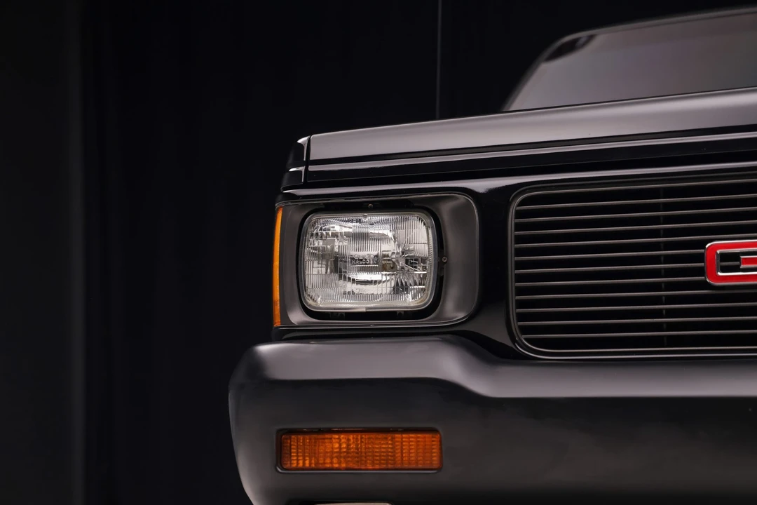 1991 GMC Syclone - Image 27 of 31