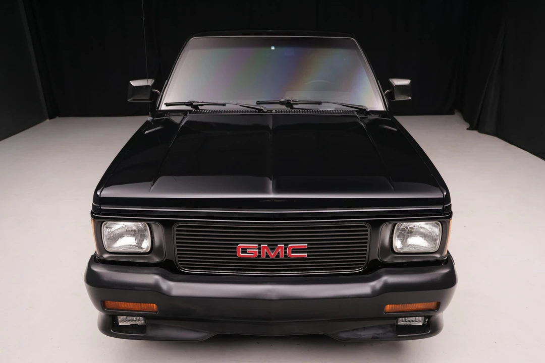 1991 GMC Syclone - Image 29 of 31