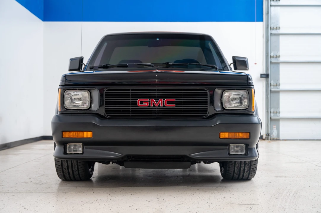 1991 GMC Syclone - Image 16 of 31