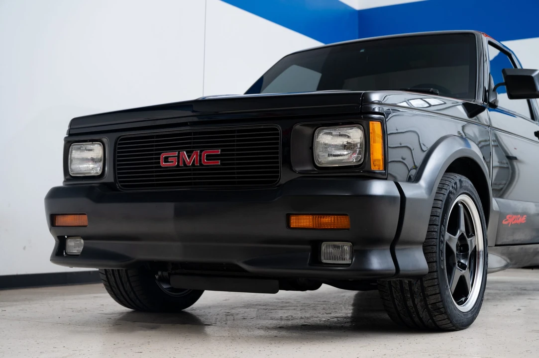 1991 GMC Syclone - Image 18 of 31