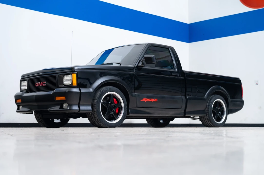 1991 GMC Syclone - Image 3 of 31