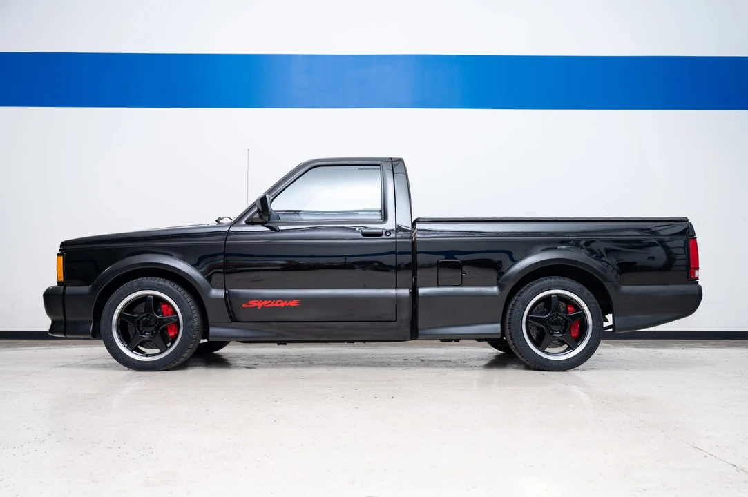 1991 GMC Syclone - Image 13 of 31