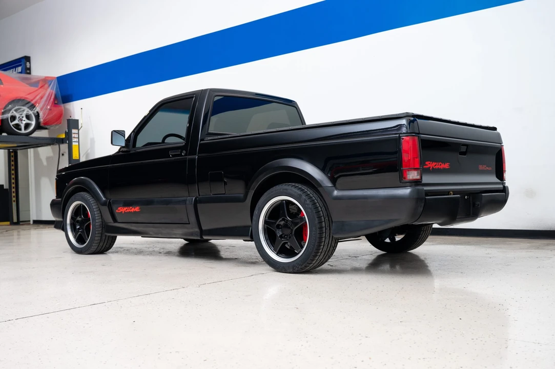 1991 GMC Syclone - Image 12 of 31