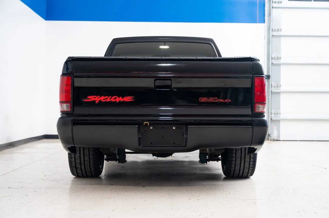1991 GMC Syclone - Image 11 of 31