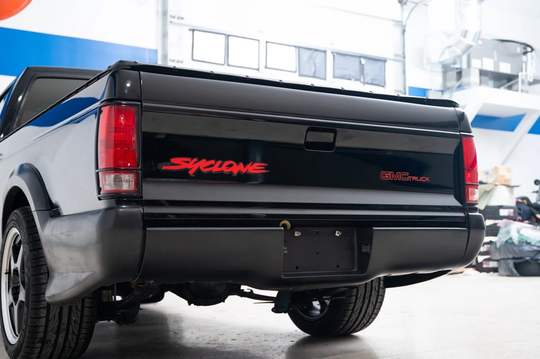 1991 GMC Syclone - Image 21 of 31