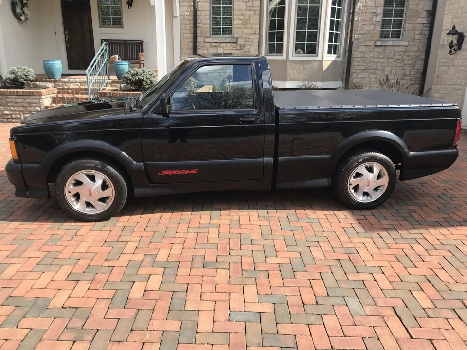 1991 GMC Syclone - Image 5 of 31