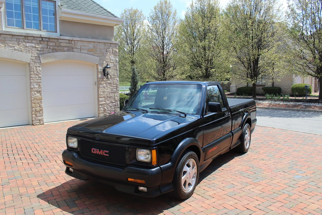 1991 GMC Syclone - Image 2 of 31