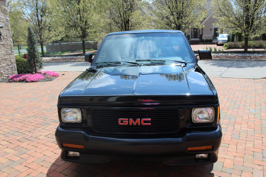 1991 GMC Syclone - Image 13 of 31