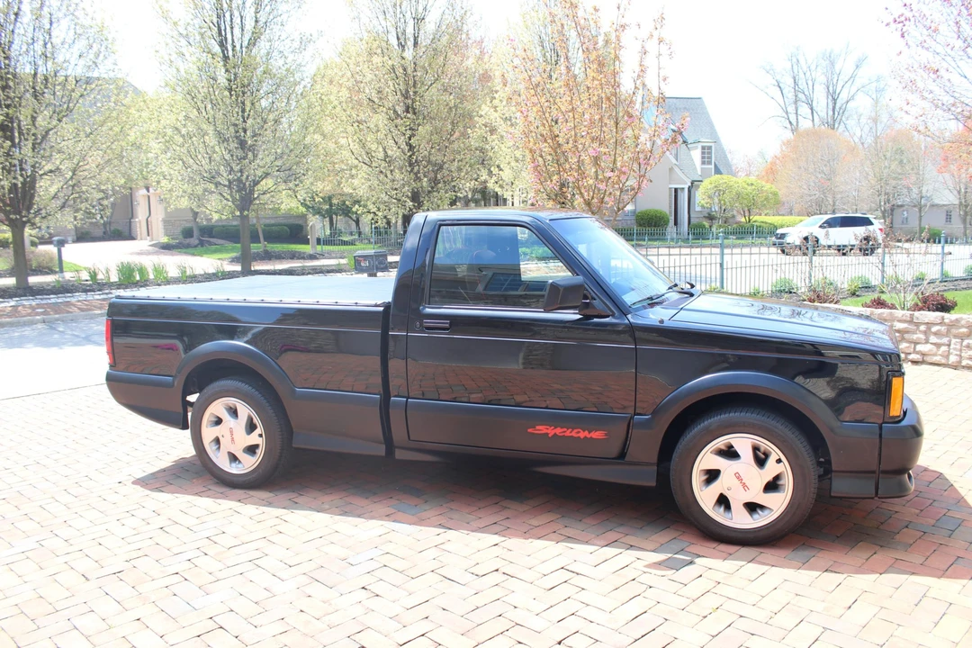 1991 GMC Syclone - Image 9 of 31