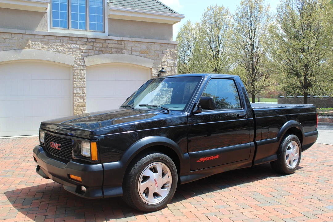 1991 GMC Syclone - Image 4 of 31