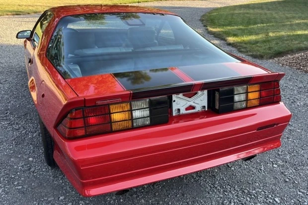 1992 Chevrolet Camaro 3rd Gen - Image 2 of 8