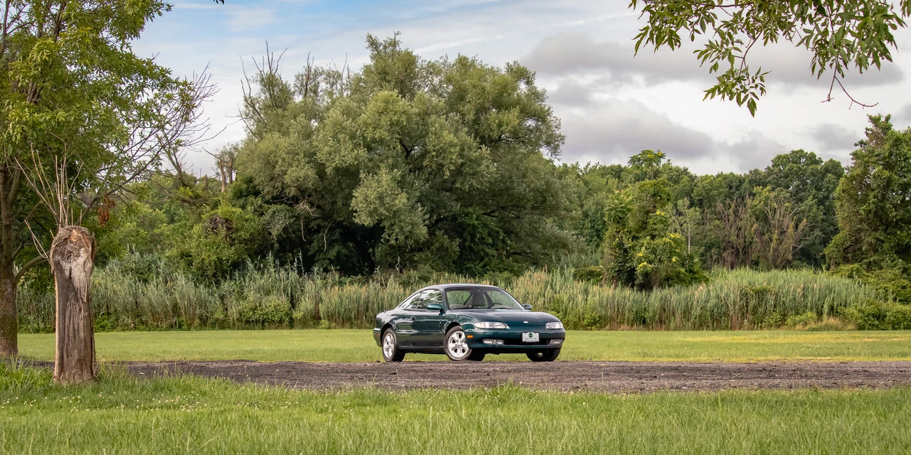 1993 Mazda MX-6 2nd Gen - Image 16 of 31