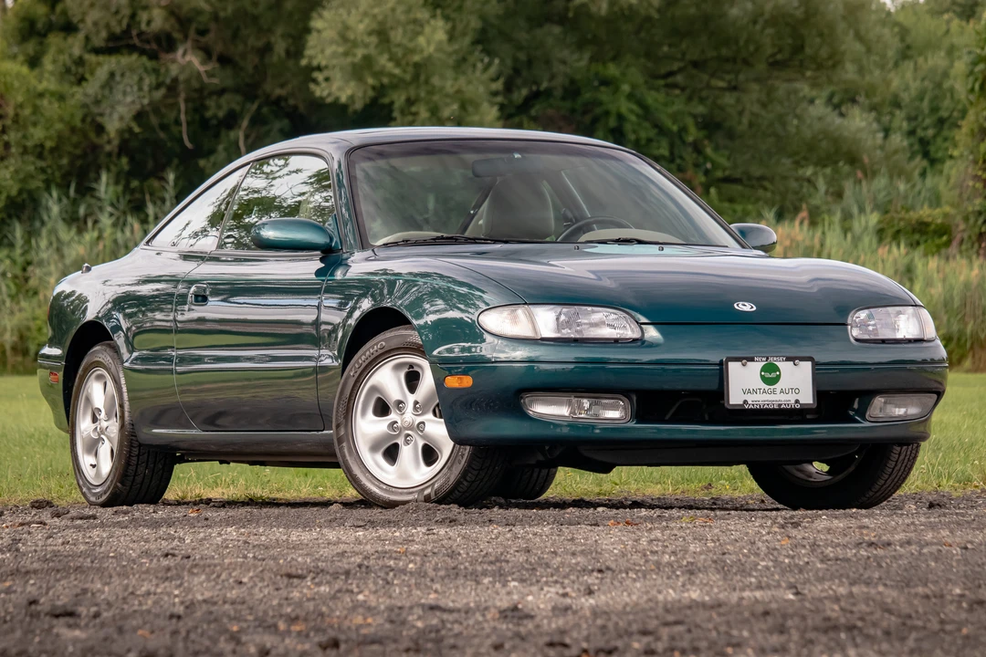 1993 Mazda MX-6 2nd Gen - Image 21 of 31