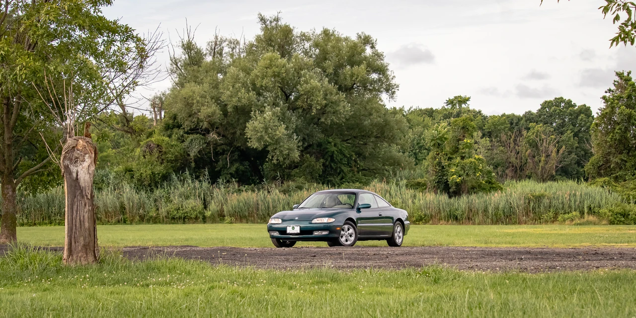 1993 Mazda MX-6 2nd Gen - Image 2 of 31