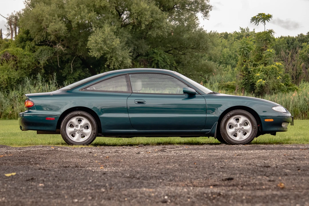 1993 Mazda MX-6 2nd Gen - Image 27 of 31