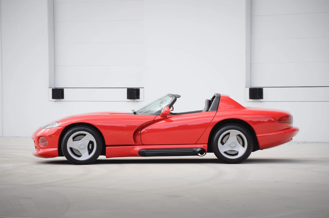 1994 Dodge Viper 1st Gen - Image 2 of 31