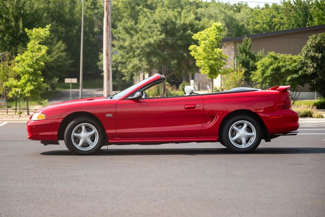 1994 Ford SN95 Mustang - Image 8 of 31