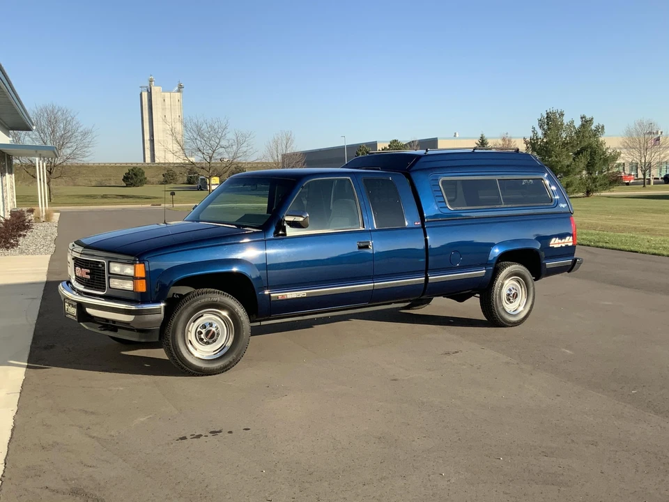 1994 GMC Sierra 1st Gen - Image 4 of 31