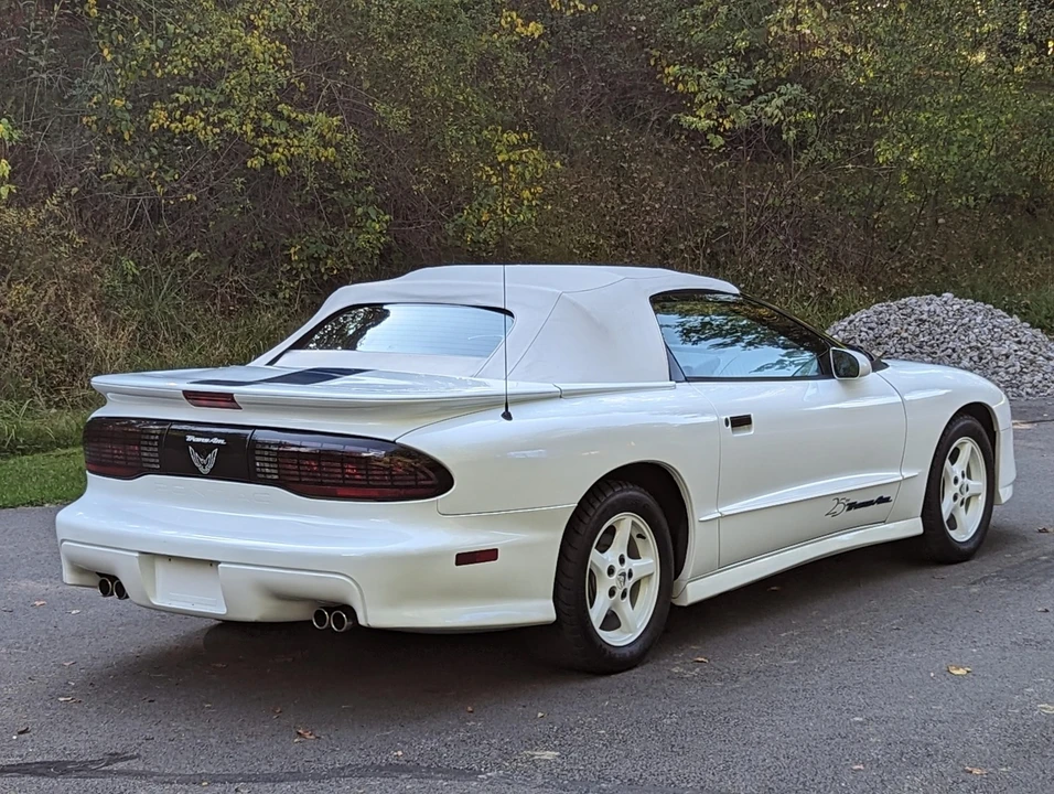 1994 Pontiac Firebird Trans Am 4th Gen - Image 11 of 31