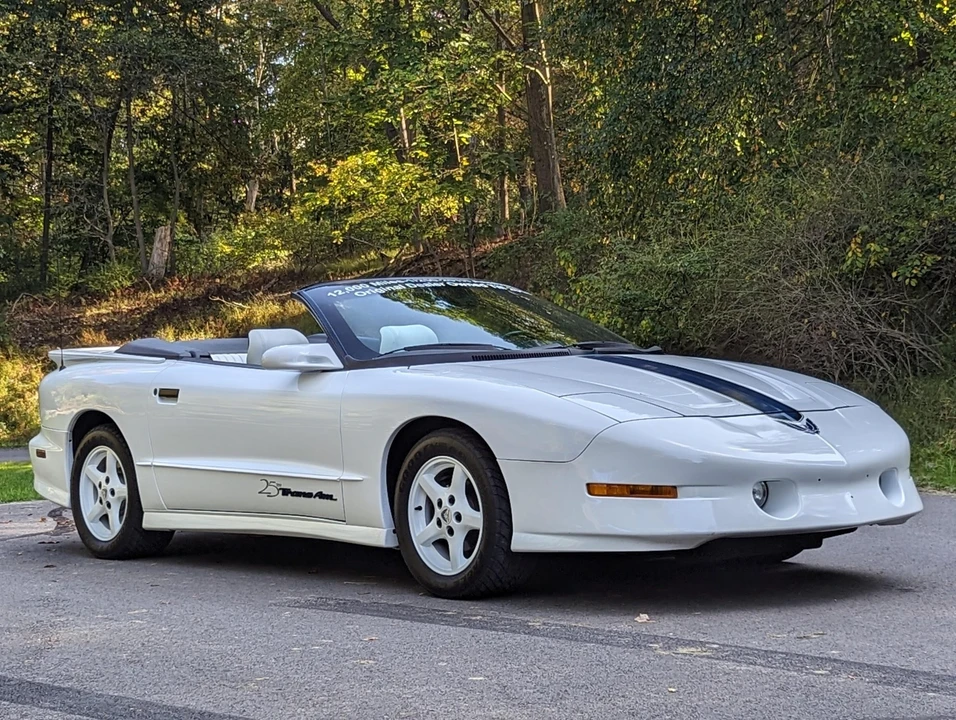 1994 Pontiac Firebird Trans Am 4th Gen - Image 21 of 31