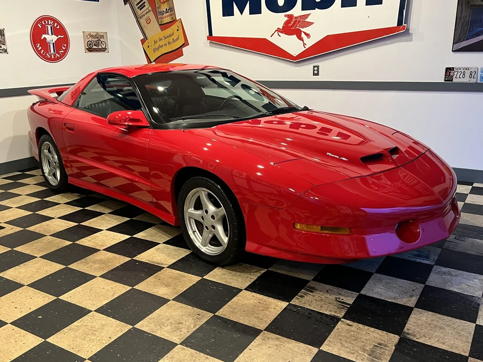 1994 Pontiac Firebird Trans Am 4th Gen - Image 7 of 31