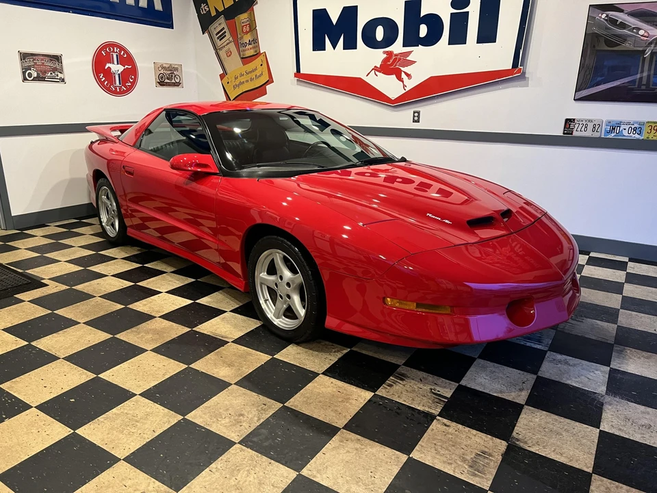 1994 Pontiac Firebird Trans Am 4th Gen - Image 10 of 31