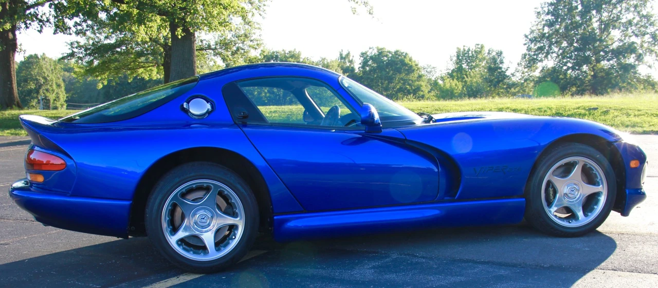 1996 Dodge Viper GTS 2nd Gen - Image 9 of 31